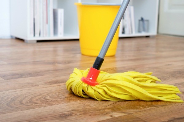 How to Clean Floor Within Few Minutes