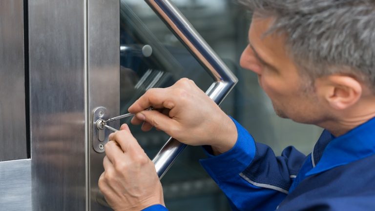 Why You Need A Locksmith When You Move Into A New Place?