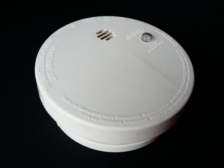 How Many Types of Smoke detectors are Available?