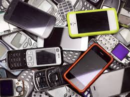 The 7 Benefits of Properly Recycling Your Old Phones