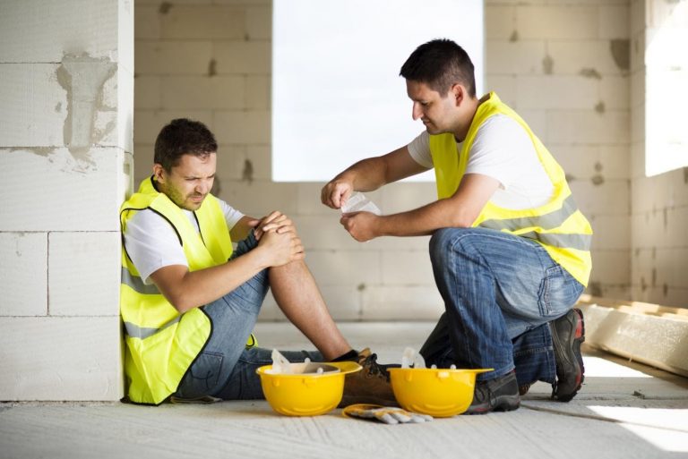 How can a lawyer help a construction worker with an accident injury claim?
