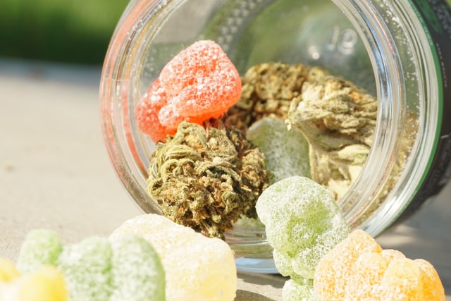 How CBD Gummies Help to Fight Anxiety and Depression