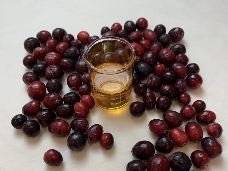 Arctic Cranberry Seed Oil Benefits