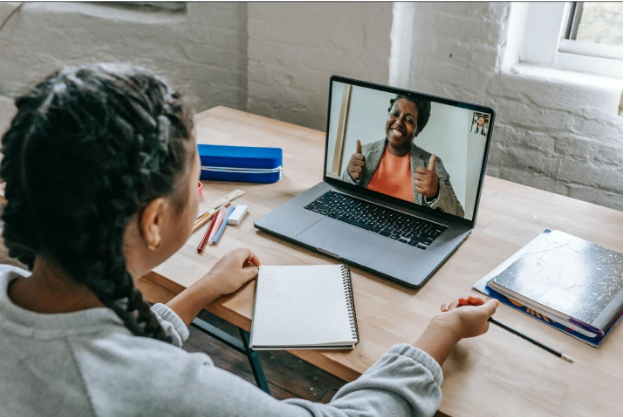 Student Cultural Exchange: The 5 Benefits of Virtual Global Collaboration