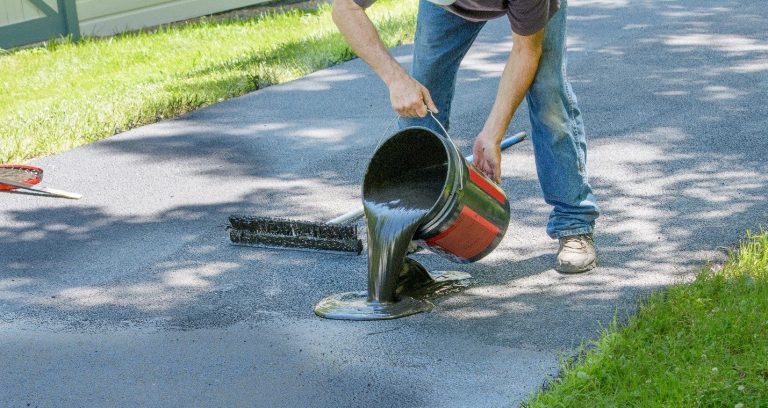 Asphalt Maintenance: Melbourne’s Top Sealcoating and Repairs Specialists