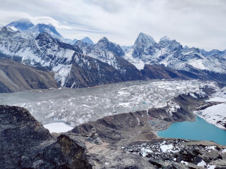Magnificent Glaciers of the Everest Region