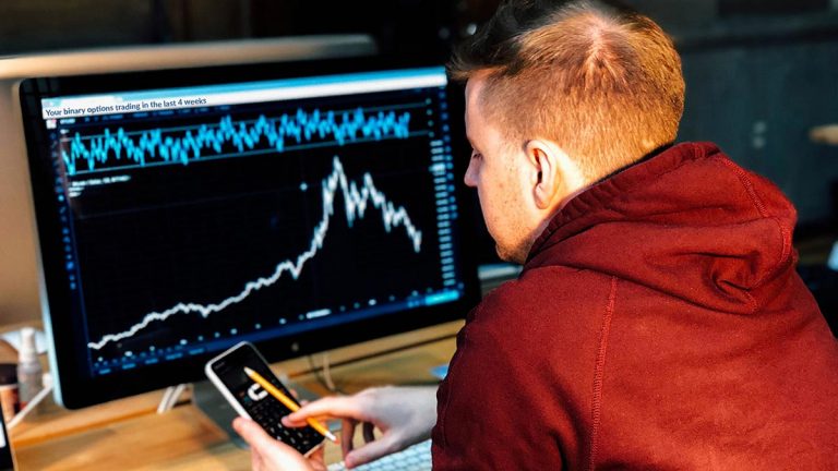 Exploring the World of Binary Options: What to Look for in a Brokerage Platform