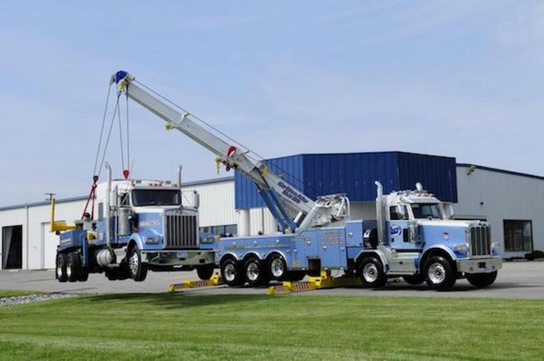 Reliable Towing Solutions: Expert Heavy Duty Towing Services for Your Needs