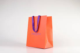 Bags for Packaging in London: Sustainable and Stylish Solutions