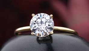 How to Verify Platinum Authenticity in Engagement Rings and What Hallmarks Should People Look for?