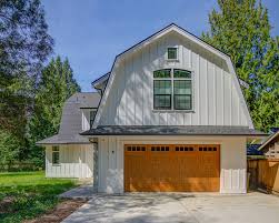 Siding Contractors in Bellingham: Elevating Homes with Expert Craftsmanship