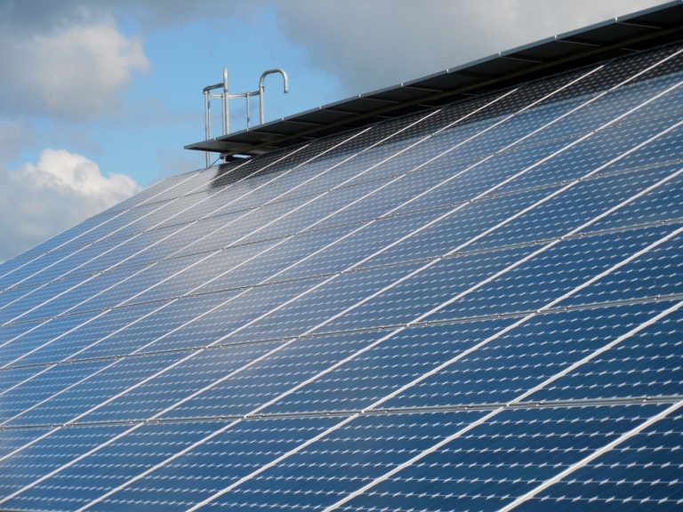 Rethinking Solar Panels: A Sustainable Choice for 2024?