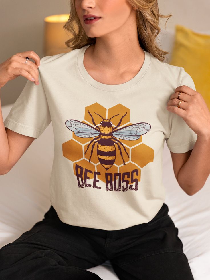 Save the Bees – T-shirts and Mugs to Raise Awareness of Bees in our Echosystem