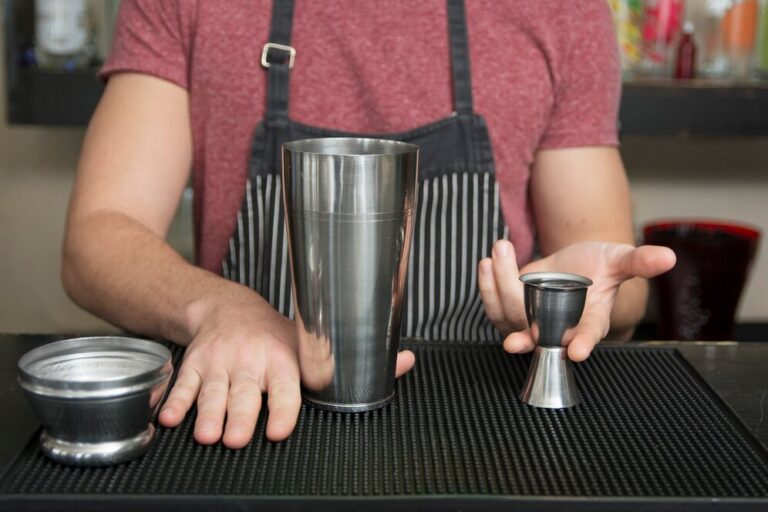 Benefits of Using Flat Vacuum Cups for Your Glass Industry Business