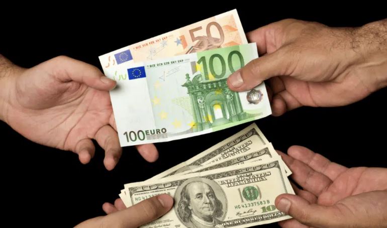 Smart Tips for Currency Exchange in Thailand