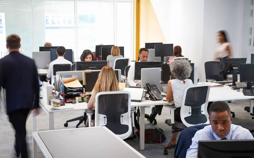 My Journey from Office Job to Freelancing Success